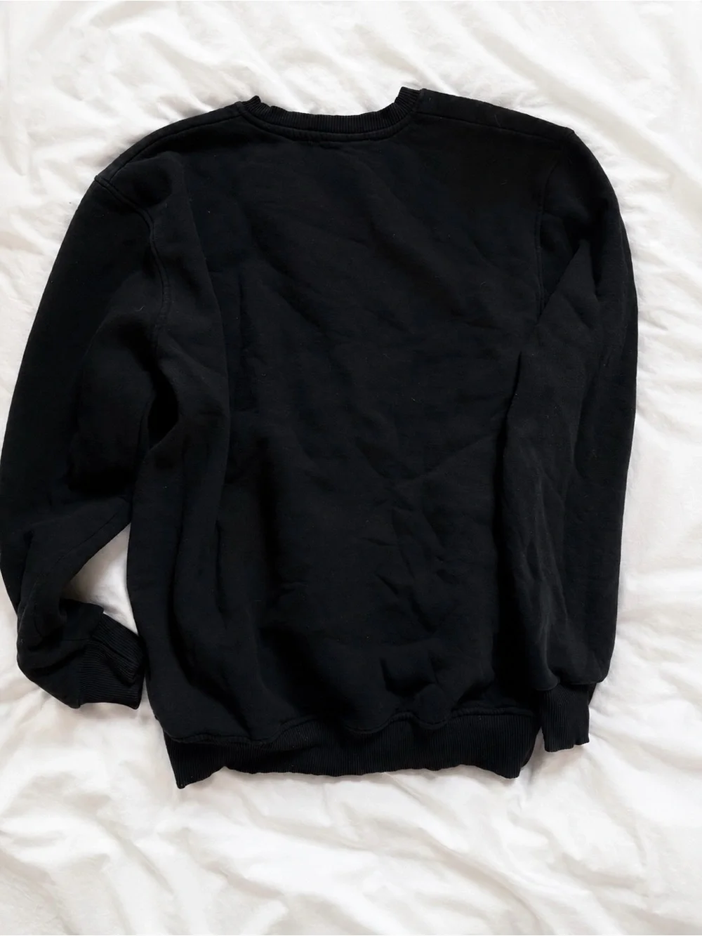 Tommy Hilfiger black logo crewneck